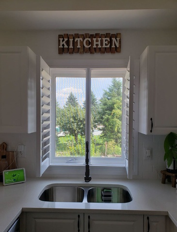 California Window Vinyl Blinds, Shades in Ontario, Canada by Modern Window Fashion