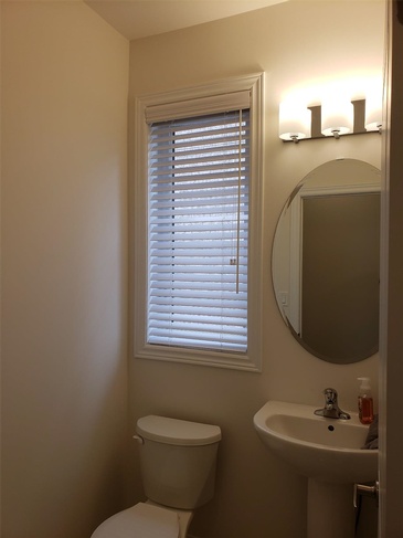 Modern Window Fashion - Fauxwood Window Blinds in Georgetown, Toronto, Ontario